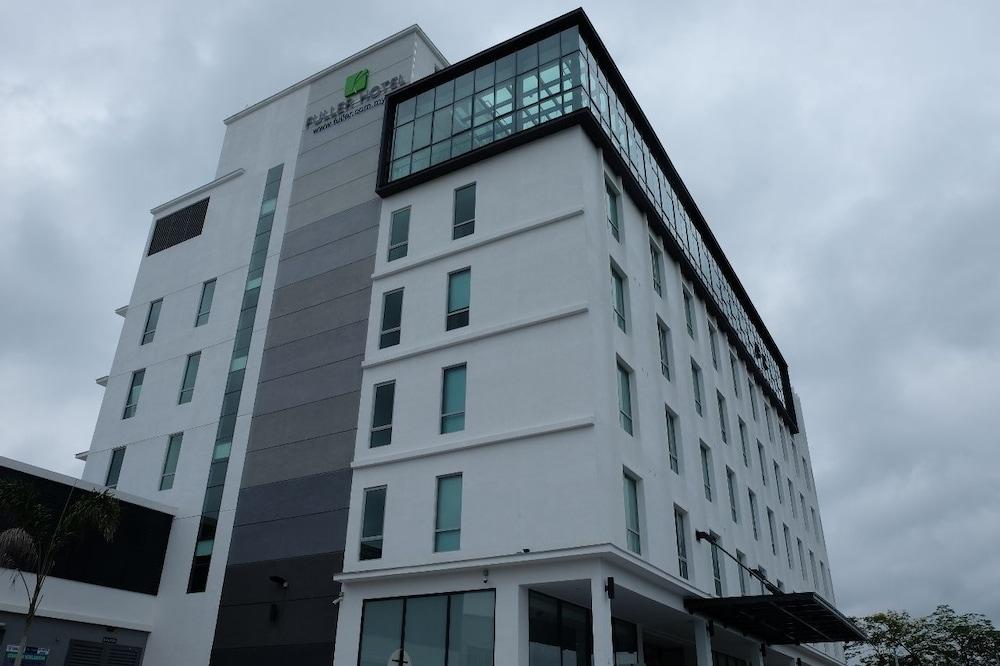 Fuller Hotel Kulim Exterior photo